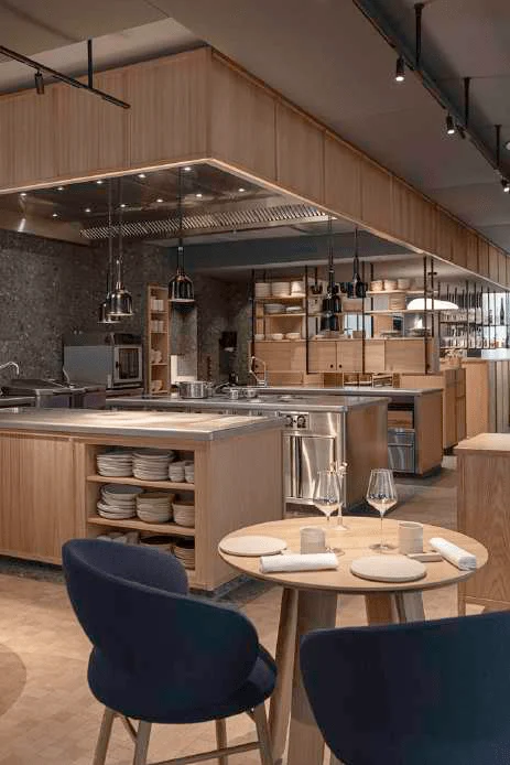 A successful restaurant interior fitting project in Lyon: page 2 img 1 1